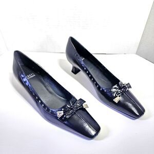 Stuart Weitzman 